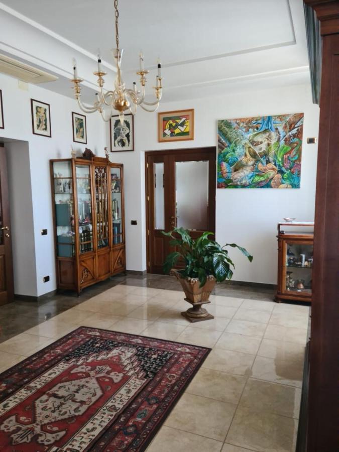 Appartamento Deluxe Centrale, Γκαέτα Εξωτερικό φωτογραφία