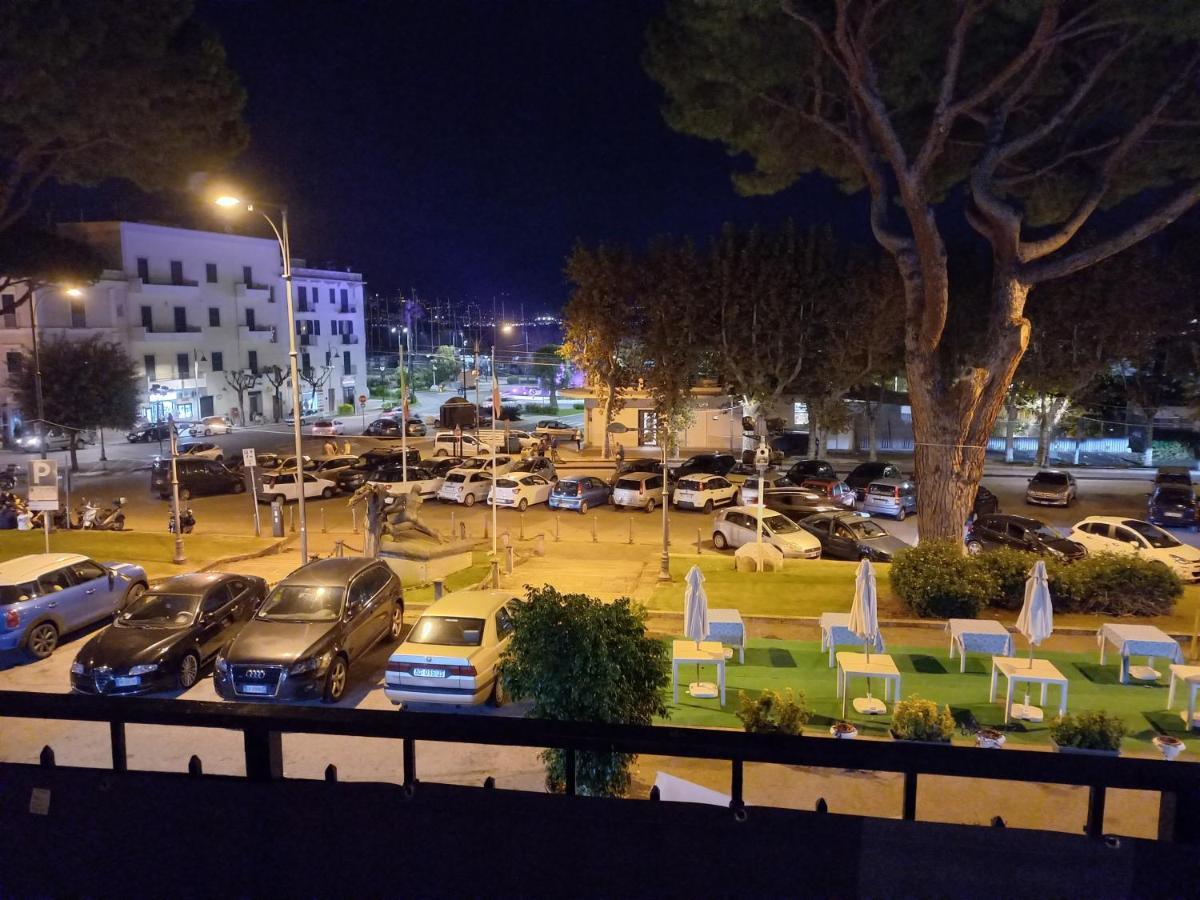 Appartamento Deluxe Centrale, Γκαέτα Εξωτερικό φωτογραφία