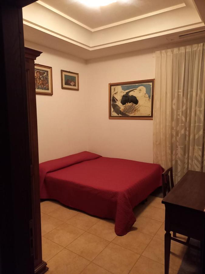 Appartamento Deluxe Centrale, Γκαέτα Εξωτερικό φωτογραφία